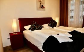 Evido City Apartment